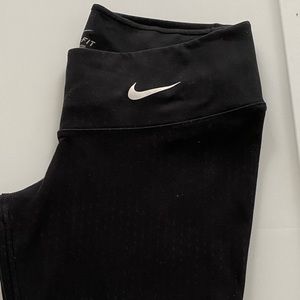 Rutgers Nike leggings